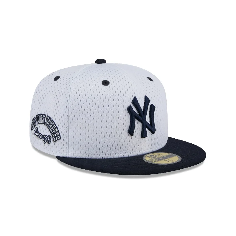 Men's trendy wristwatch accessory-New York Yankees Throwback Mesh 59FIFTY Fitted Hat