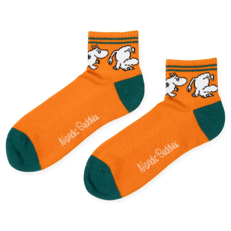 Men's casual scarf accessory-Moomintroll Running Retro Ankle Men Socks - Orange and Dark Green