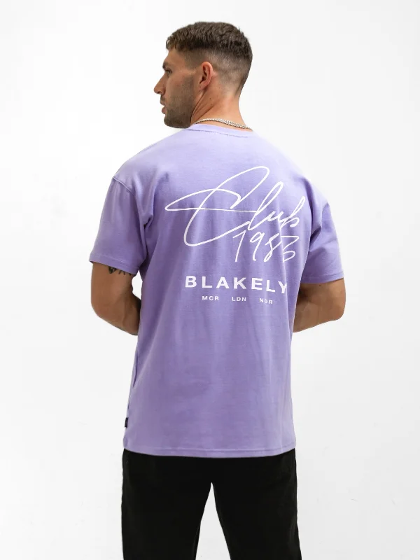 Men's short-sleeve cool graphic shirt-Club Relaxed T-Shirt - Violet