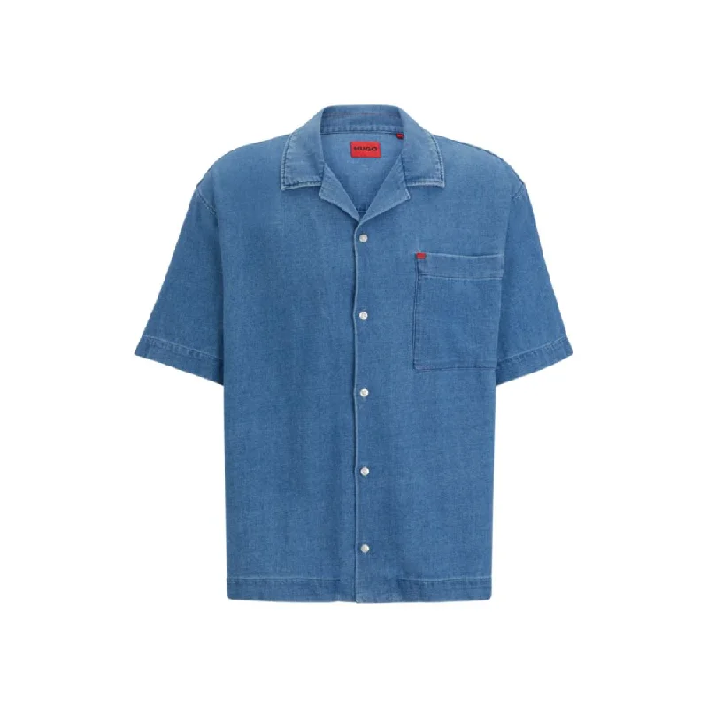 Men's wrinkle-free dress shirt-Oversize-fit short-sleeved shirt in blue cotton denim